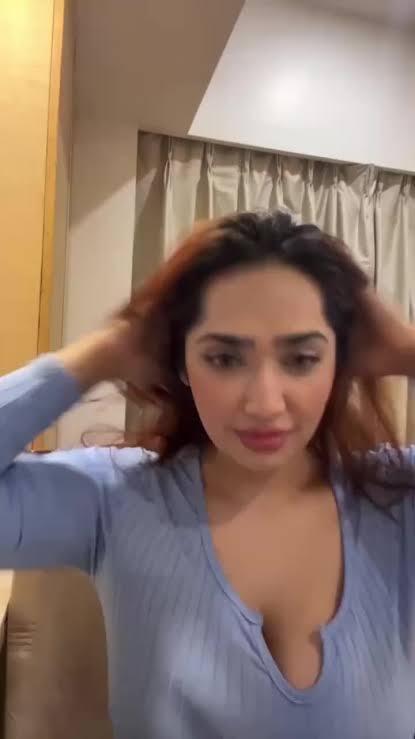Aditi Mistry Viral Video , ActressAditi Mistry Viral Video Clips Original Link